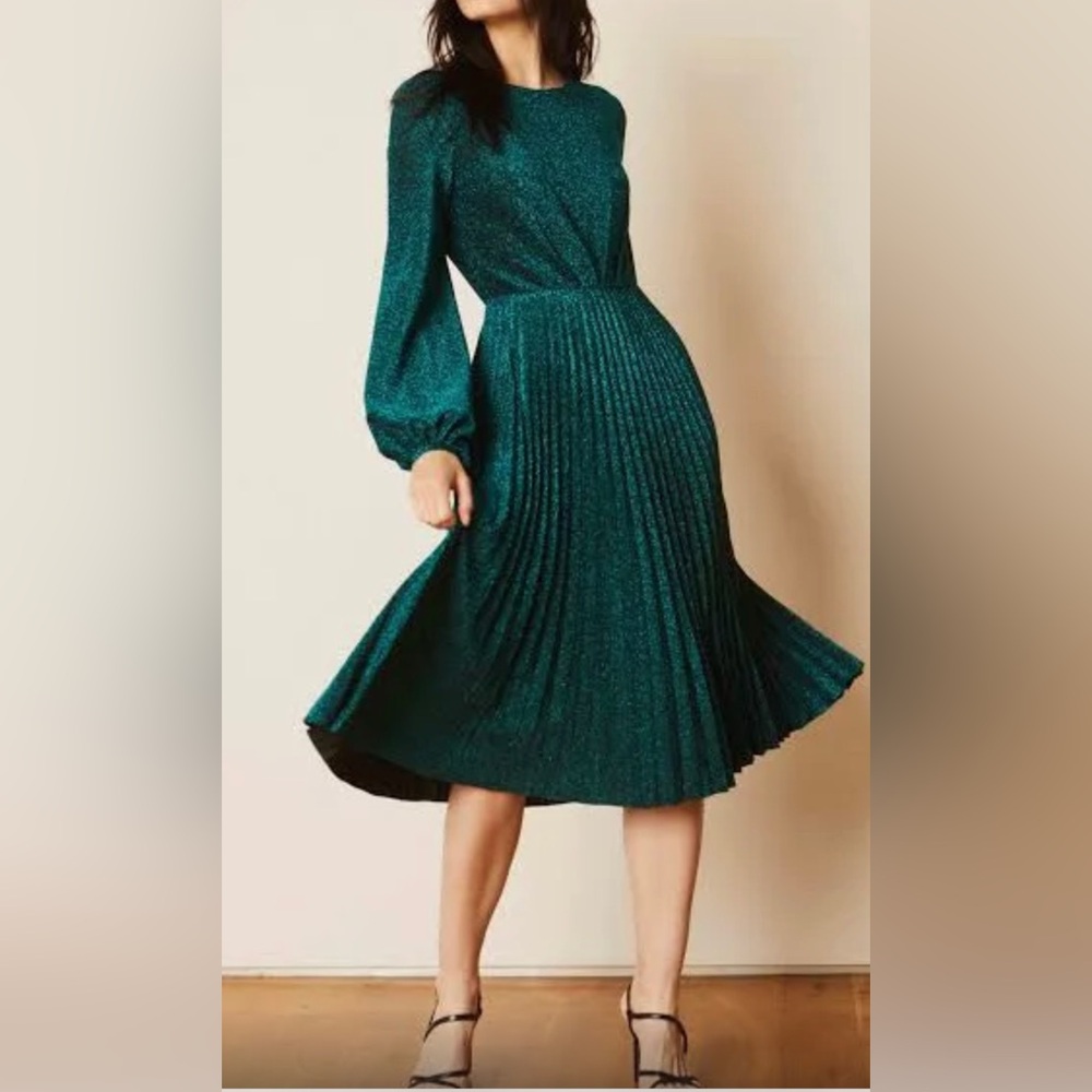 NWT Beatrice spark dress by Caballero Collection… dance & dazzle the night away!